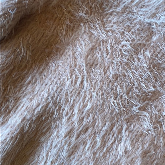 🔥MINKPINK Off the shoulder eyelash sweater - Picture 3 of 4